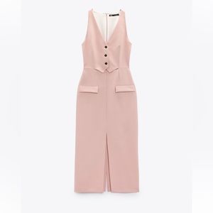 Chic Sleeveless V-neck dress.